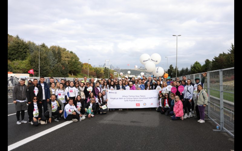 Allianz Türkiye gönüllüleri,  İstanbul Maratonu’nda iyilik peşinde koştu