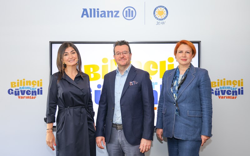 Allianz Türkiye’nin TEGV ile tasarladığı kutu oyunu   çocuklarda afet bilincini geliştiriyor
